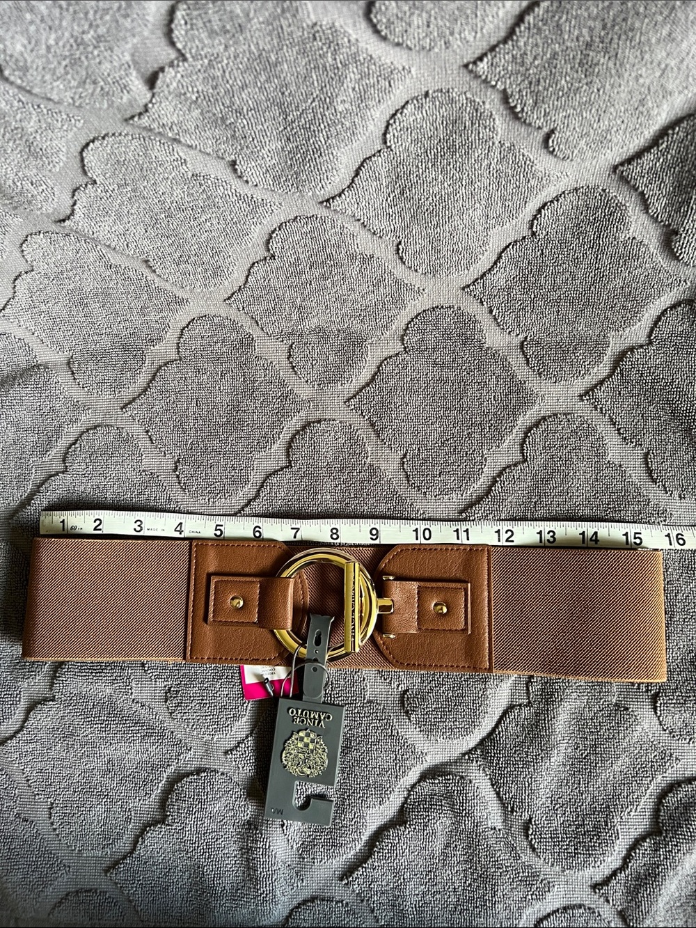 NEW Vince Camuto Wide Brown Cognac Stretch Belt with Gold Accents - Picture 8 of 8